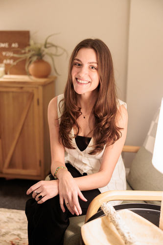 Jodie  Barlett